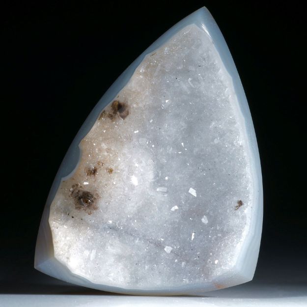 Achat mit Kristalloberfläche, cxa.46x33x8mm