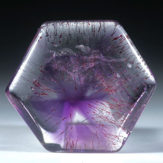 Amethyst Brasilien ca.20x17x4mm 2.3g.