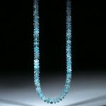 Aquamarin Brasilien, handgeschliffenes Collier Boutonformen