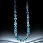 Beryll Brasilien (Aquamarin Morganit), handgeschliffenes Collier Boutonformen