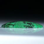Maw-sit-sit, Chloromelanit, 32.49ct. ovaler Cabochon ca.35x24.5x5mm