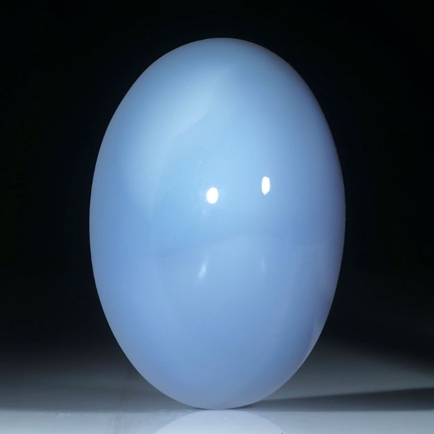 Chalcedon Cabochon beidseitig poliert, ca.32x22x20mm