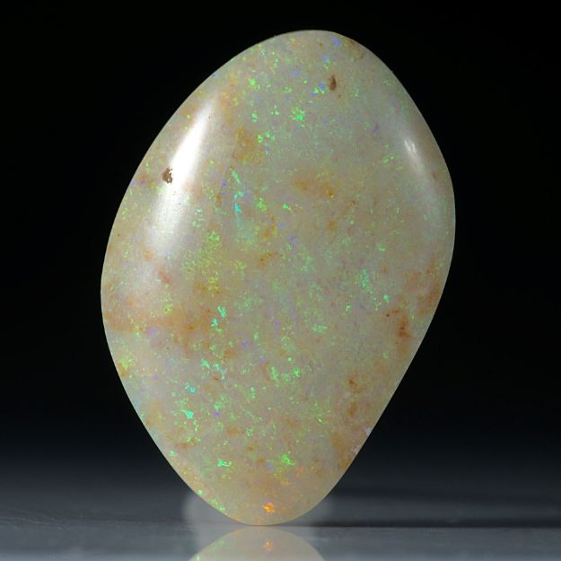 Edelopal Australien, Fantasieform beidseitig geschliffen ca.27x18.5x5mm