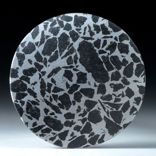 Gabbro in Alumaterix, Rondelle in Torsion geschliffen