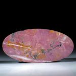 Rhodonit Schweiz, sehr grosser und beidseitig geschliffener Cabochon