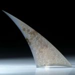 Achat Freiform mit gravierter Viereckstruktur ca.110x33x4mm