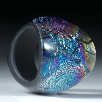 Opalglas Fingerring im Verlauf geschliffen und poliert