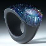 Opalglas Fingerring im Verlauf geschliffen und poliert