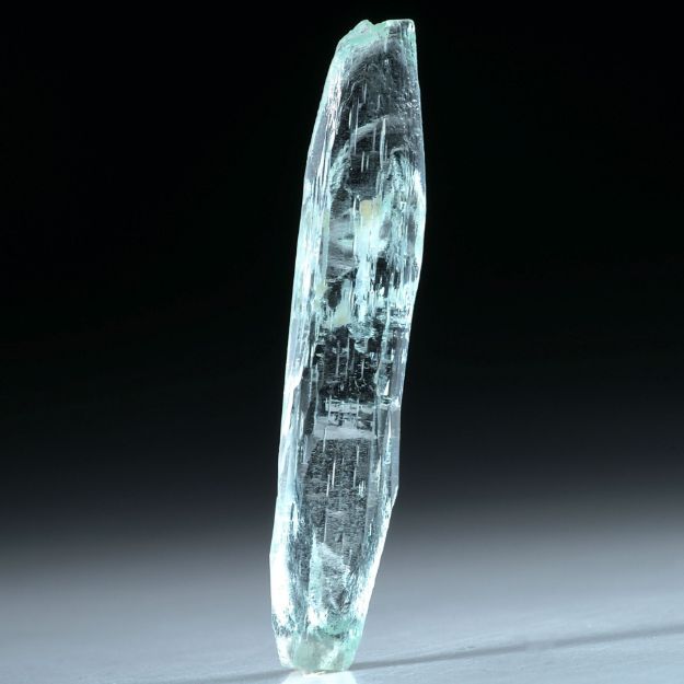 Aquamarin Kristall 9.34ct.  38x7mm