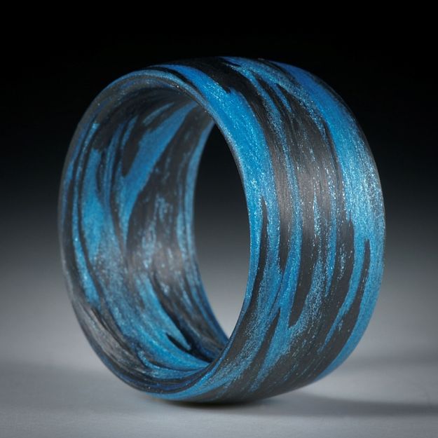 Karbonring mit Glasfaser "Libellenblau" handgewickelt 