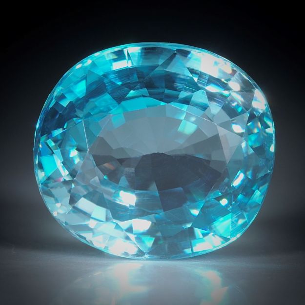 Zirkon oval facettiert ca.13x11.5x7mm, 12.16ct.