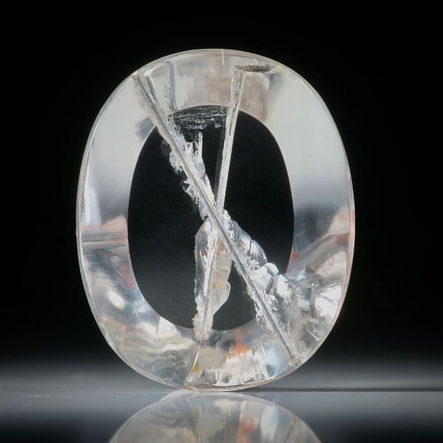 Rutilquarz mit Kreuz, ovaler Spiegelschliff 22.95ct.  24x19x7mm