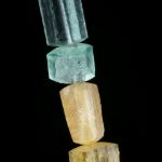 Edelsteincollier Beryll (Aquamarin/Goldberyll), naturbelassene Kristalle mit bombiert geschliffenen Seiten