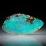 Edelopal, Boulderopal Australien, 21.65ct. Fantasieform beidseitig geschliffen und poliert ca. 36x19x4.5mm