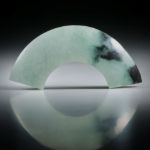 Jadeit Paar mit natürlichem Farbverlauf, je ca.42x20x6mm
