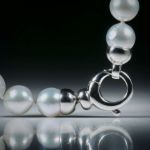 Perlencollier Südsee, Durchmesser 9-11mm, Gesamtlänge 45.5cm, geknüpft, mit Goldverschluss