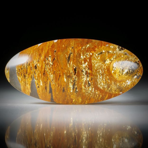 Goldglas Cabochon - Glas mit eingeschmolzenem Blattgold, ca.47x23x10mm