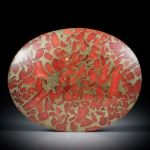 Edelkoralle, corallium rubrum, in Messingmatrix, ovaler leicht bombierter Cabochon ca.51x40x7mm
