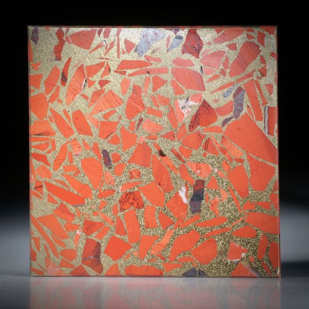 Jaspis rot in Messingmatrix, Viereck in Torsion geschliffen ca.43x43x3.5mm