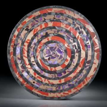 Scheibe aus Karbonringen mit eingeschliffenem Jaspis und Sugilith in Bronzematrix, feinmatt ca.35x35x2.5mm
