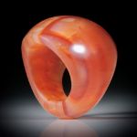 Steinring Karneol, im Verlauf geschliffen und poliert, Innendurchmesser 18.1mm