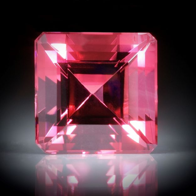 Turmalin 3.37ct. Caré Schliff ca.9.9.6mm
