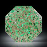 Maw sit sit, in Bronzematrix, Paar 77.94ct. Achteckformen leicht bombiert und poliert, je ca.35x32.5x3.5mm