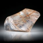 Rutilquarz Brasilien, aufwendig geschliffene Freiform ca.54x34x22mm