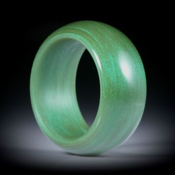 Fingerring aus Glasfaser Moosgrün, parallele Form, aussen bombiert mit gerundeten Innenkanten, poliert, Breite 11mm, Innendurchmesser 18.1mm