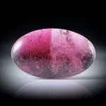 Turmalin 12.5ct. ovaler Cabochon ca.24x15x4.5mm