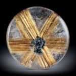Rutilstern 46.46ct. runder Cabochon, beidseitig bombiert geschliffen und poliert, ca.31x31x6mm