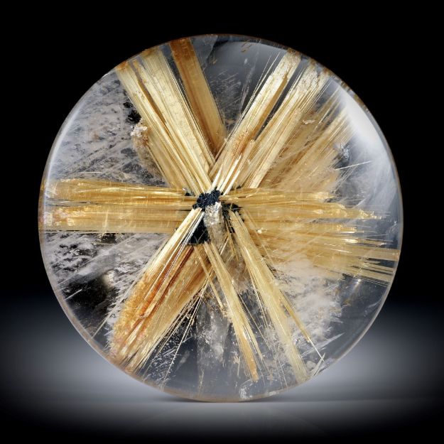 Rutilstern 76.35ct. runder Cabochon, beidseitig bombiert geschliffen und poliert, ca.37.5x37.5x7.5mm