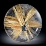Rutilstern 76.35ct. runder Cabochon, beidseitig bombiert geschliffen und poliert, ca.37.5x37.5x7.5mm