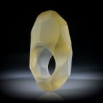Brasilit (erhitzter Quarz aus Brasilien), Fingerring mit Wabenmuster, poliert/mattiert, ca.48x30x23mm, Innendurchmesser 18.1mm