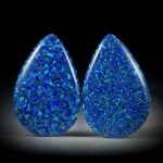 Opal synthetisch, Tropfen Paar, beidseitig bombiert und poliert, je ca.33x21.5x7mm