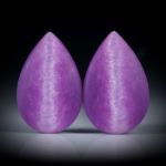Komposit Tropfen Paar, Textilglas Kobaltviolett mit Perlglanzpigment, in Epoxymatrix, je ca.29.5x19x7mm