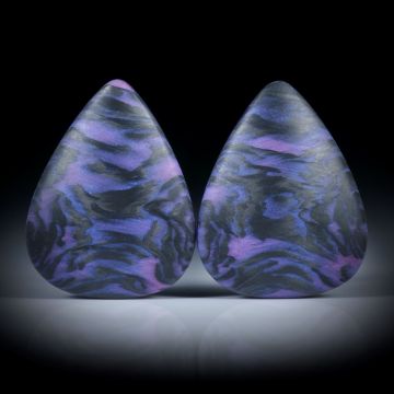 Carbonpaar mit Textilglas rosadynamisch, in Epoxymatrix, beidseitig bombiert, je ca.30x23.5x8mm