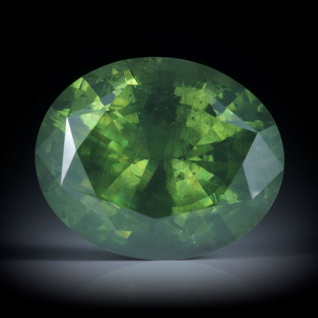 Zirkon (Tief-Zirkon) Sri Lanka 15.03ct. oval facettiert ca.16x13x9mm