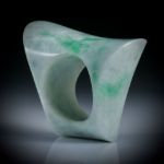 Jadeit Burma, Fingerring "Zweiflächer" Breite unten ca.13mm, Innendurchmesser 19.2mm