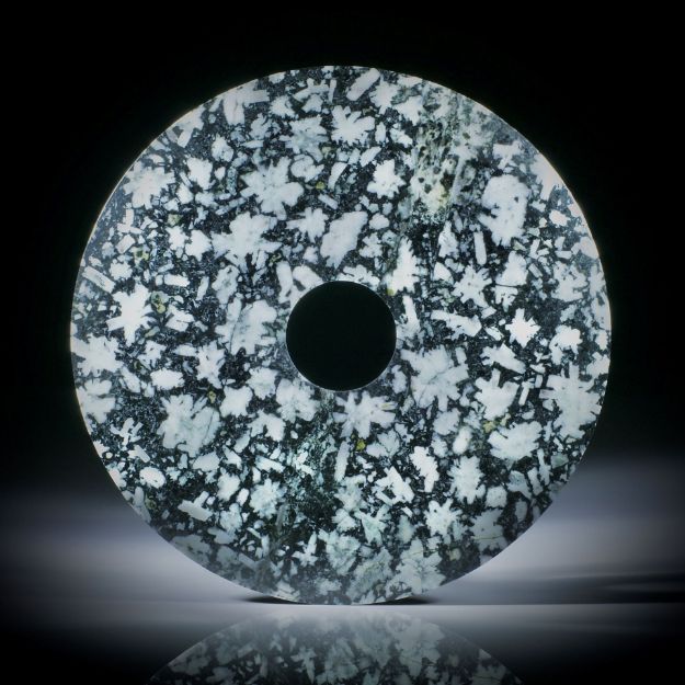 Flowerstone, Porphyr 239.95ct. grosse Pi Scheibe mit beidseitiger flacher Wölbung, poliert, ca.80x80x5mm