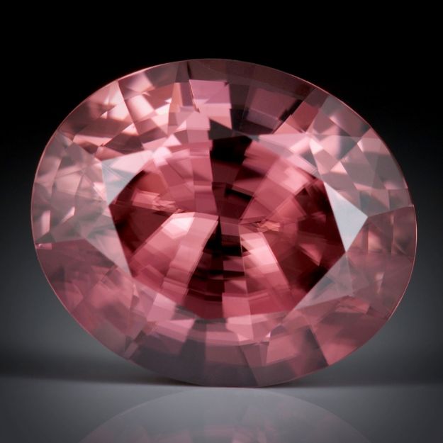 Zirkon Mozambique 4.75ct.  oval facettiert ca.10.5x8.5x6mm