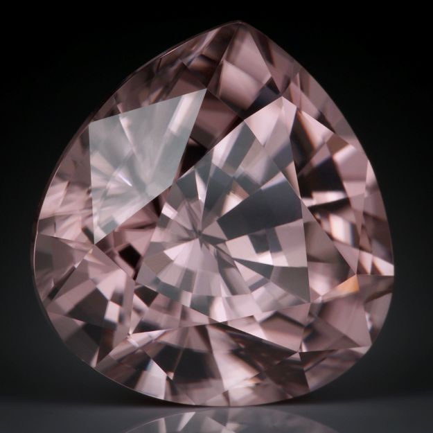 Zirkon Mozambique 5.85ct.  Tropfen facettiert ca.10.5x10x6.5mm