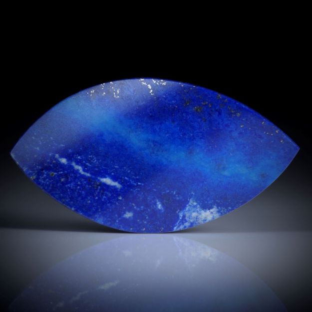 Lapislazuli 19.27ct. Blattform in Torsion geschliffen, beidseitig poliert ca.41.5x22x3mm