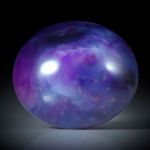 Sugilith 45.38ct. ovaler Cabochon ca.28x24x9mm