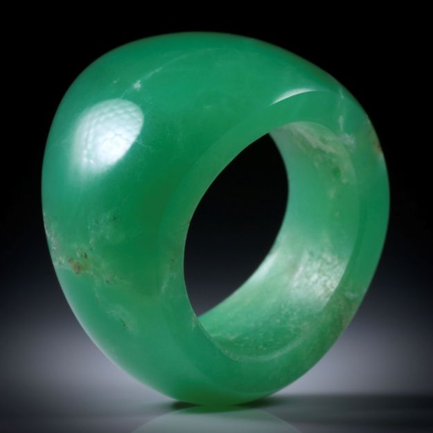 Chrysopras Fingerring, geschwungene Form, poliert, Breite von 9 bis 18mm, Innendurchmesser 19.1mm