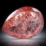 Quarz 34.64ct.  mit Lepidokrokit Einschlüssen, Brasilien, Tropfen facettiert ca.28x16.5x10.5mm