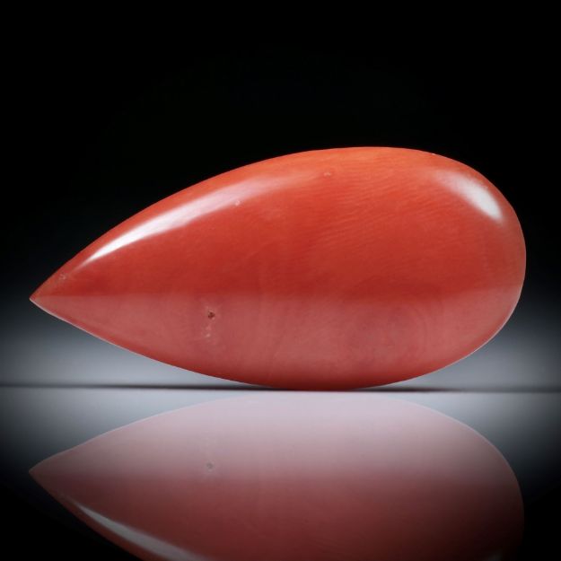 Edelkoralle 24.94ct. Tropfenform ca.35x17x6mm