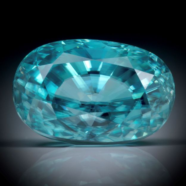 Zirkon 8.6ct.  oval facettiert ca.13x8x7.5mm