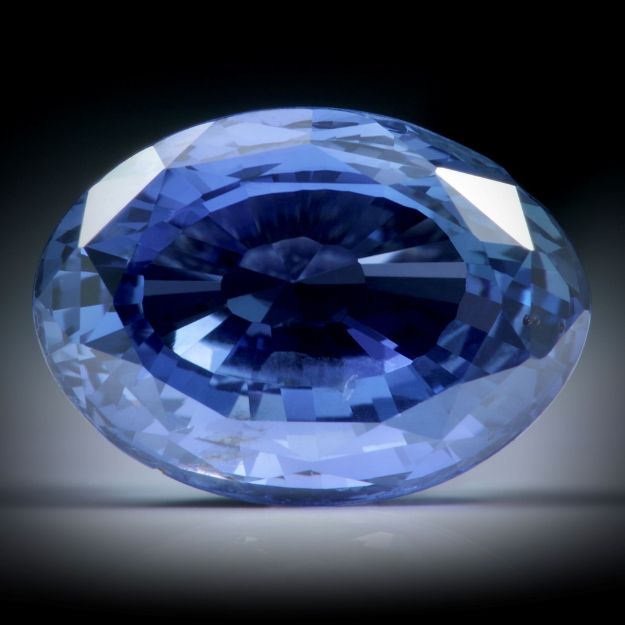 Saphir Ceylon unerhitzt 6.69ct. oval facettiert ca.13.5x9.5x5.5mm