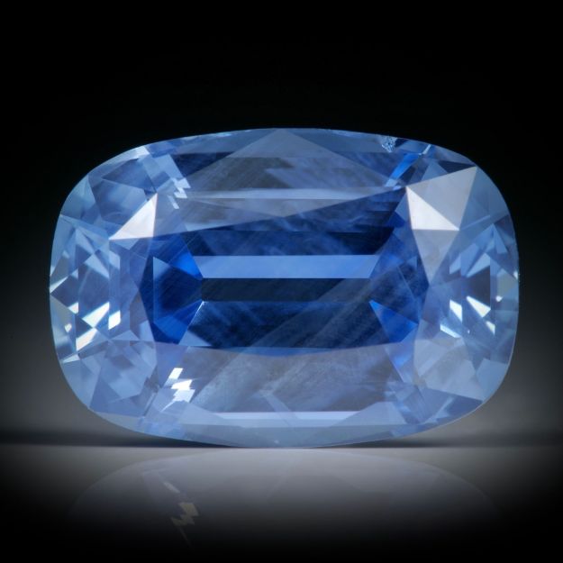 Saphir Ceylon unerhitzt 4.72ct. Cushioncut Präzisionsschliff ca.11.5x8x5mm
